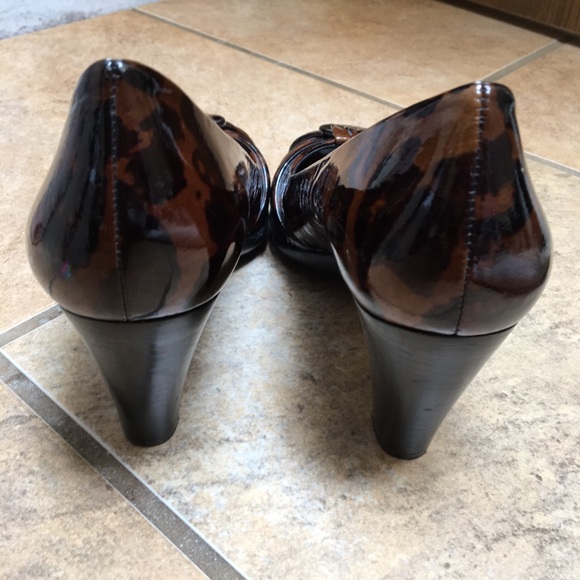 Nurture animal print sz 8 1/2 - Picture 6 of 6